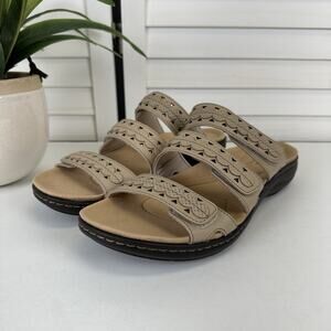 Clarks Collection Lauriann Cove Tan Slide Sandals Low Wedge Comfort Shoe Size 11